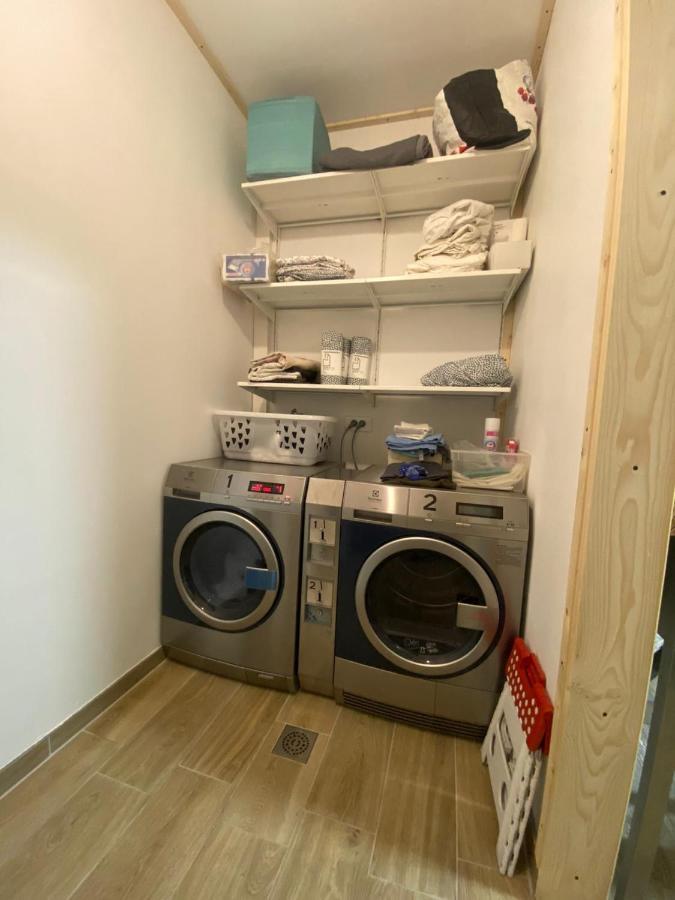 Bohobos Hostel Antibes Kültér fotó