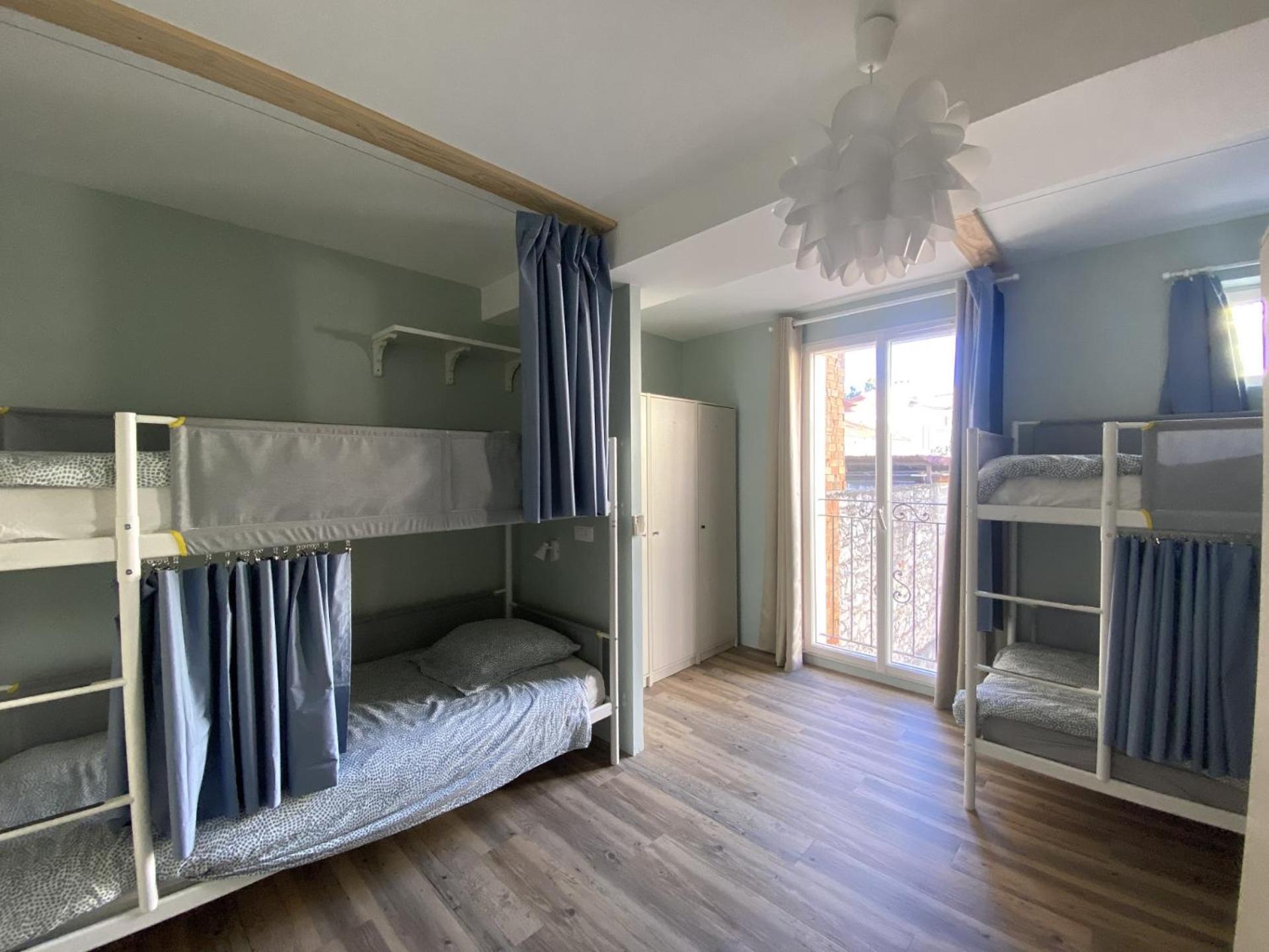 Bohobos Hostel Antibes Kültér fotó