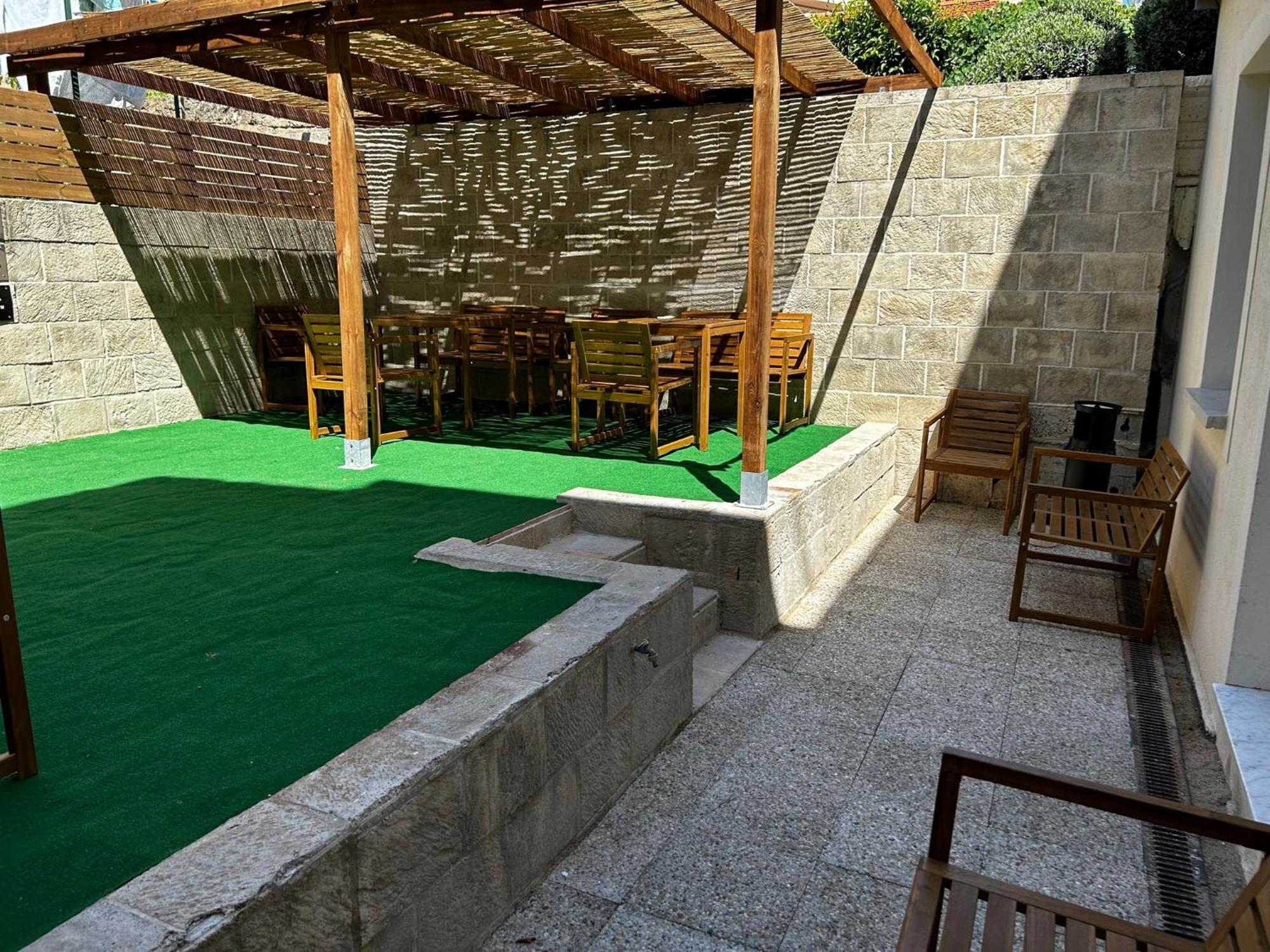 Bohobos Hostel Antibes Kültér fotó